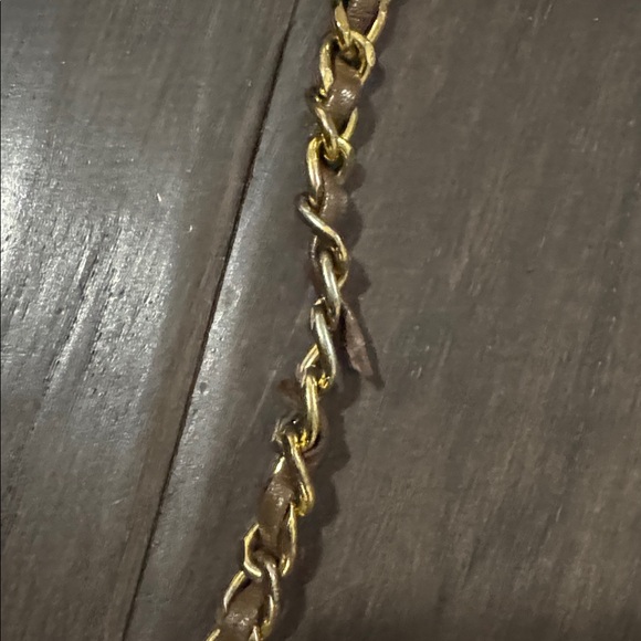 CC Tan Quilted Crossbody Bag - Picture 13 of 15